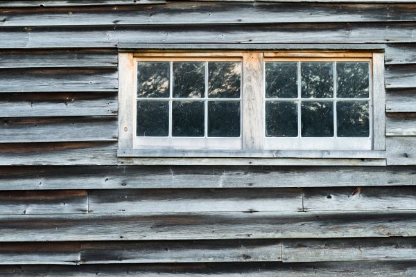 Barn Wood Siding Installation in Seattle